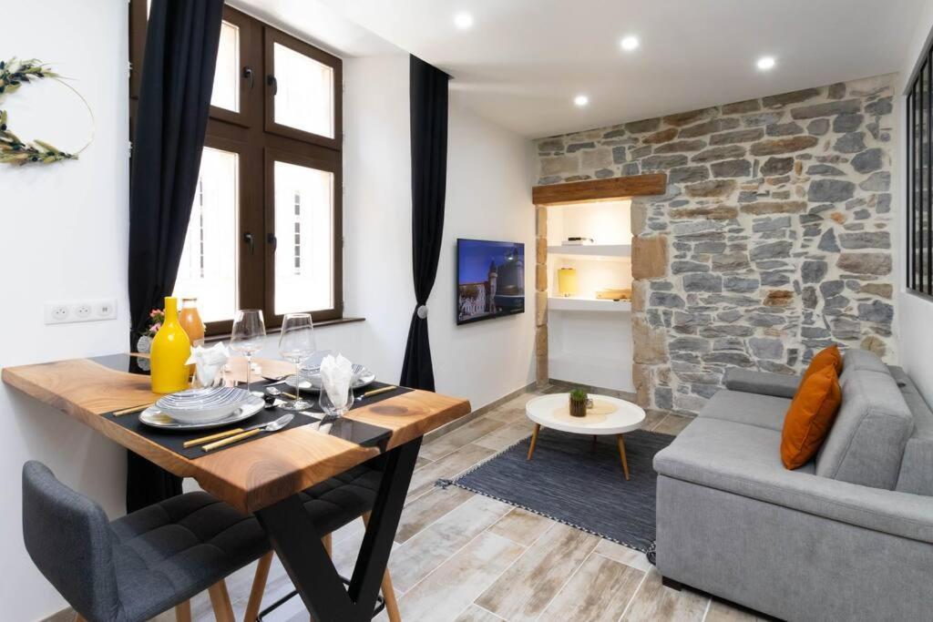 Appartement Le Papillon à Aubenas Extérieur photo