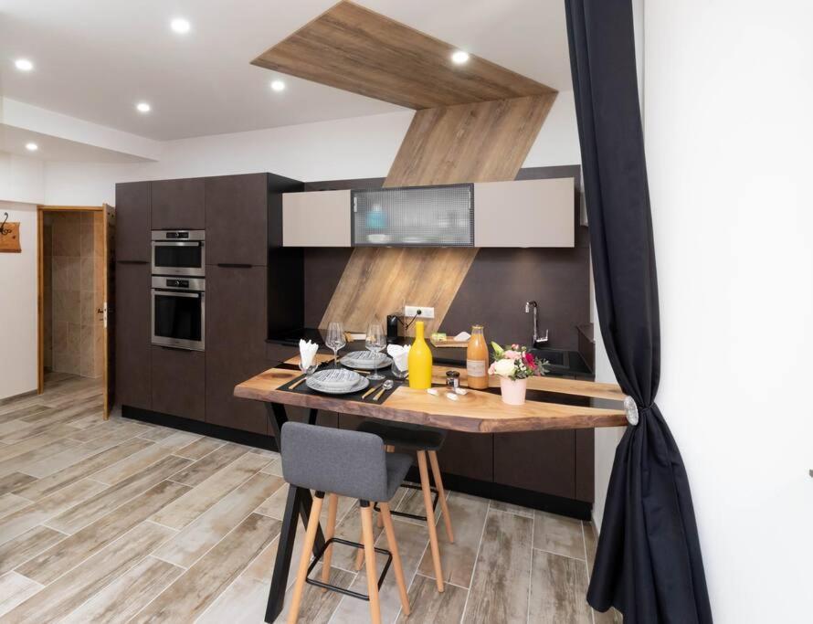 Appartement Le Papillon à Aubenas Extérieur photo